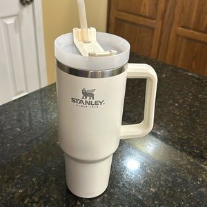 Stanley Tumbler, 40 oz, color Dune